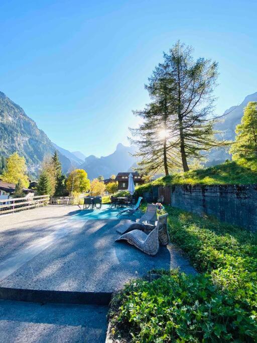 Cozy Apartment In Vintage House In Kandersteg Exterior foto